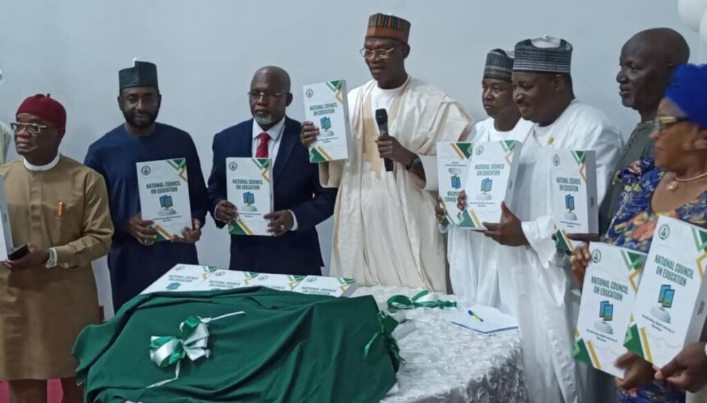 National-Council-of-Education-NCE-Meeting-in-Abuja-Pix-860x645