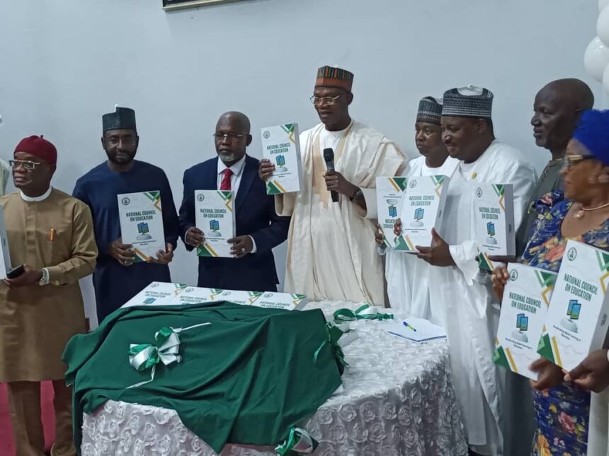 National-Council-of-Education-NCE-Meeting-in-Abuja-Pix-860x645